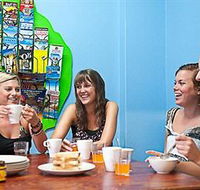 Funk House Backpackers - Tourism Caloundra