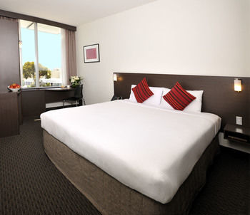 Ibis Melbourne Glen Waverley - Tourism Caloundra 0