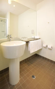 Ibis Melbourne Glen Waverley - Tourism Caloundra 4