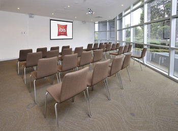 Ibis Melbourne Glen Waverley - Tourism Caloundra 9
