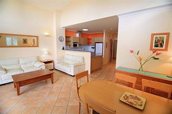 Twin Quays Noosa Resort - Tourism Caloundra 3