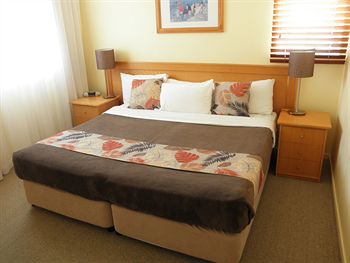 Twin Quays Noosa Resort - Tourism Caloundra 24
