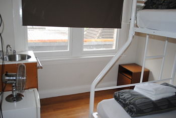 Highfield Hotel - Tourism Caloundra 23