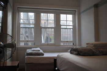 Highfield Hotel - Tourism Caloundra 27