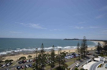 Malibu Mooloolaba - Tourism Caloundra 3