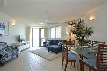Malibu Mooloolaba - Tourism Caloundra 14