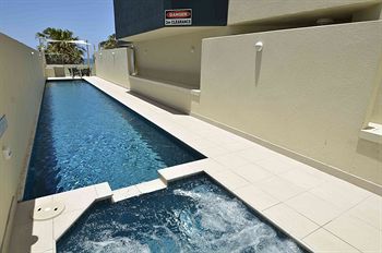 Malibu Mooloolaba - Tourism Caloundra 18