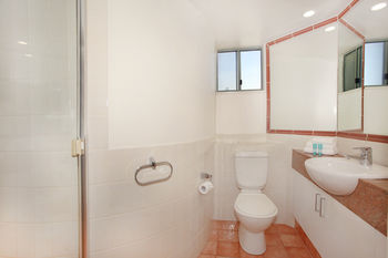 Malibu Mooloolaba - Tourism Caloundra 27