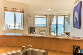 Malibu Mooloolaba - Tourism Caloundra 40