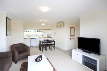 The Point Coolum - Tourism Caloundra 38