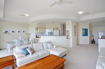 The Point Coolum - Tourism Caloundra 39