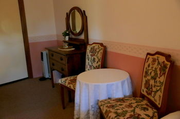 Hotel Avonleigh - Tourism Caloundra 6