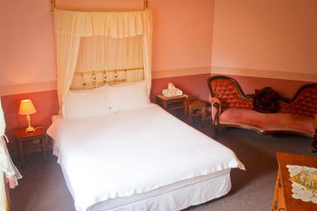 Hotel Avonleigh - Tourism Caloundra 24