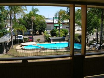Bucketts Way Motel And Restaurant - Tourism Caloundra 0