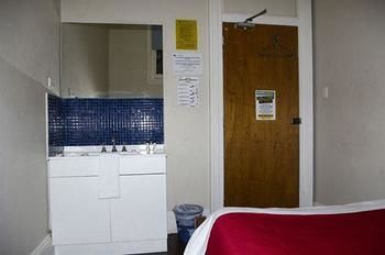 Nomads St Kilda Beach - Hostel - Tourism Caloundra 23