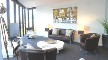 Docklands Executive Apartments - Tourism Caloundra 5