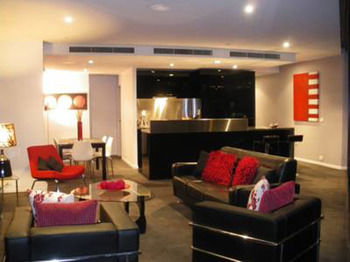 Docklands Executive Apartments - Tourism Caloundra 7