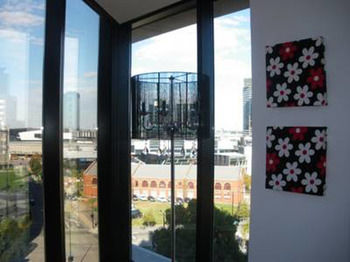Docklands Executive Apartments - Tourism Caloundra 26