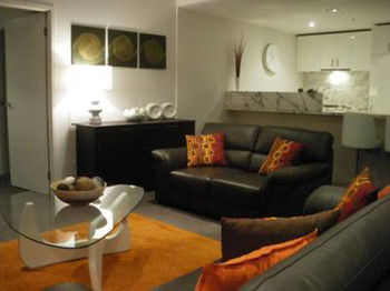 Docklands Executive Apartments - Tourism Caloundra 32