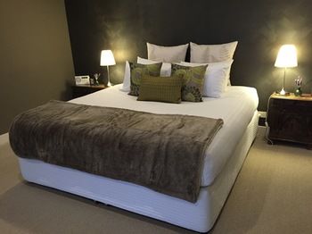 Lilies Luxury Retreats - Tourism Caloundra 50