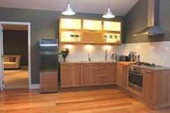 Lilies Luxury Retreats - Tourism Caloundra 2