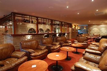 The Hermitage Motel - Tourism Caloundra 21