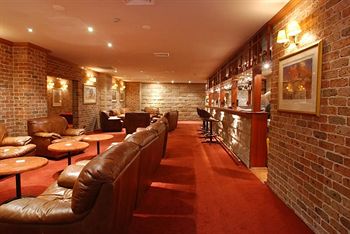 The Hermitage Motel - Tourism Caloundra 22