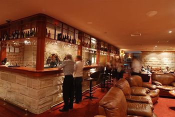 The Hermitage Motel - Tourism Caloundra 26