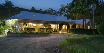 Noosa Valley Manor B&B Retreat - Tourism Caloundra 0