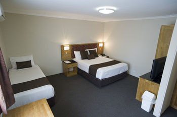 Noah's Mid City Motor Inn - Tourism Caloundra 9