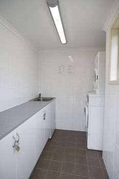 Noah's Mid City Motor Inn - Tourism Caloundra 16