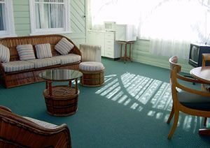 La Maison Boutique - Tourism Caloundra 21