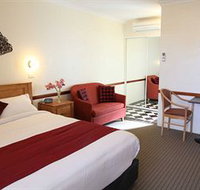 The 3 Explorers Motel - Tourism Caloundra