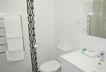 Merivale Motel - Tourism Caloundra 3