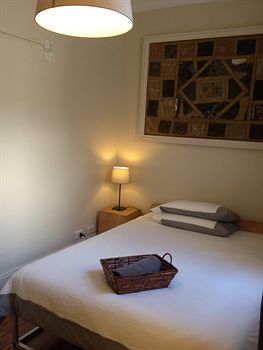 Cambridge Lodge - Hostel/Backpacker - Tourism Caloundra 9