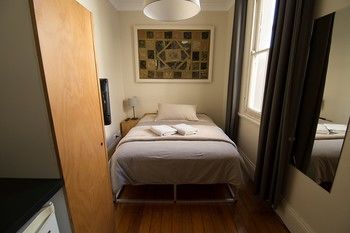 Cambridge Lodge - Hostel/Backpacker - Tourism Caloundra 16