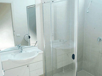 Cambridge Lodge - Hostel/Backpacker - Tourism Caloundra 25