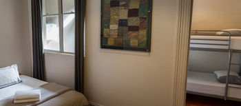 Cambridge Lodge - Hostel/Backpacker - Tourism Caloundra 30