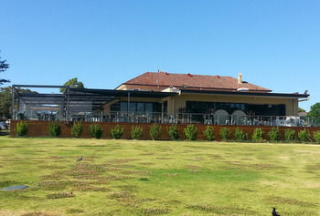 The Huskisson - Tourism Caloundra 23