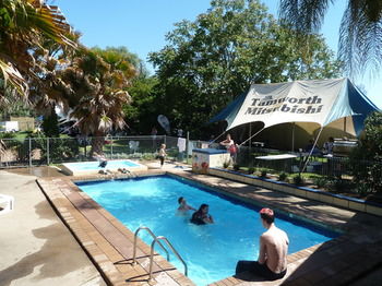 McNevin's Tamworth Motel - Tourism Caloundra 16