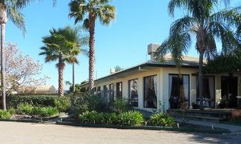 McNevin's Tamworth Motel - Tourism Caloundra 20