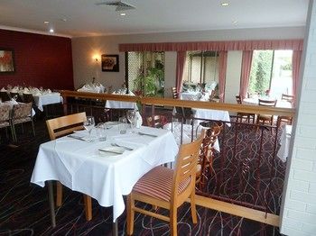 McNevin's Tamworth Motel - Tourism Caloundra 28