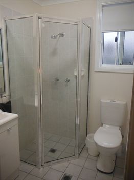King Street Boutique Motel - Tourism Caloundra 3