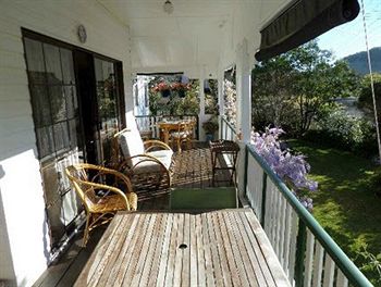 A Room With A View Bed & Breakfast - Tourism Caloundra 5