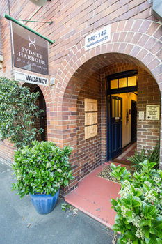 Sydney Harbour Bed & Breakfast - Tourism Caloundra 21