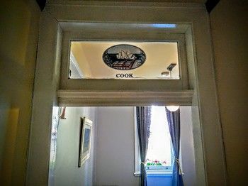 Sydney Harbour Bed & Breakfast - Tourism Caloundra 48