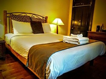 Sydney Harbour Bed & Breakfast - Tourism Caloundra 52