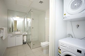 Astra Apartments - Docklands - Tourism Caloundra 5