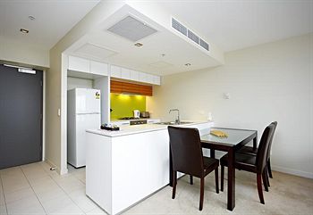 Astra Apartments - Docklands - Tourism Caloundra 1