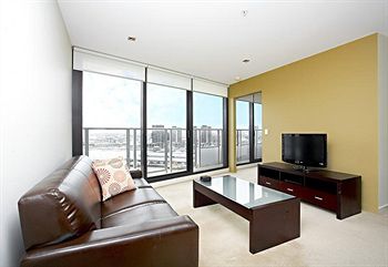 Astra Apartments - Docklands - Tourism Caloundra 2